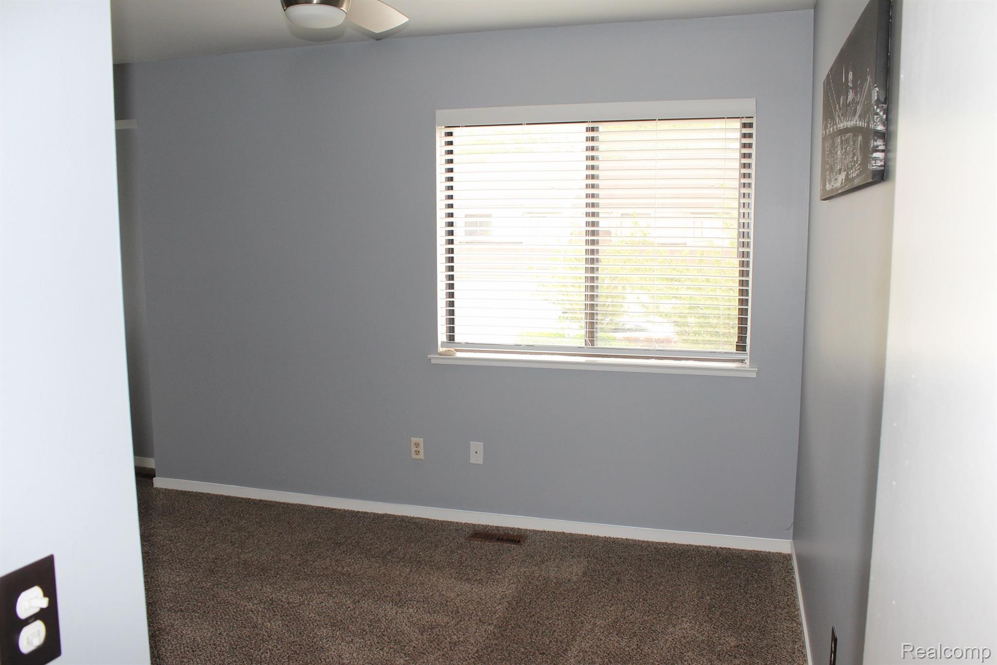 627 Ashley Circle East Rochester, MI 48307 - Photo 23 of 30 Gallery Image 23