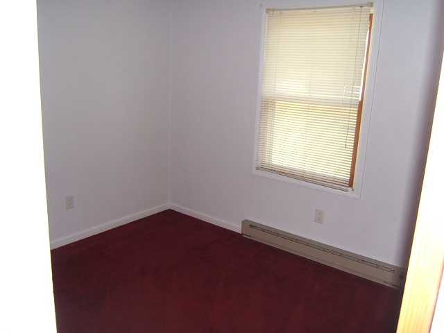 3963 Pitzer Road Roanoke, VA 24014 - Photo 5 of 21 Bedroom