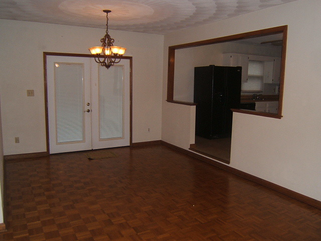 3963 Pitzer Road Roanoke, VA 24014 - Photo 8 of 21 Dining Area