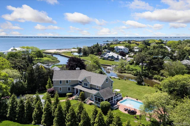 an aerial view of multiple house