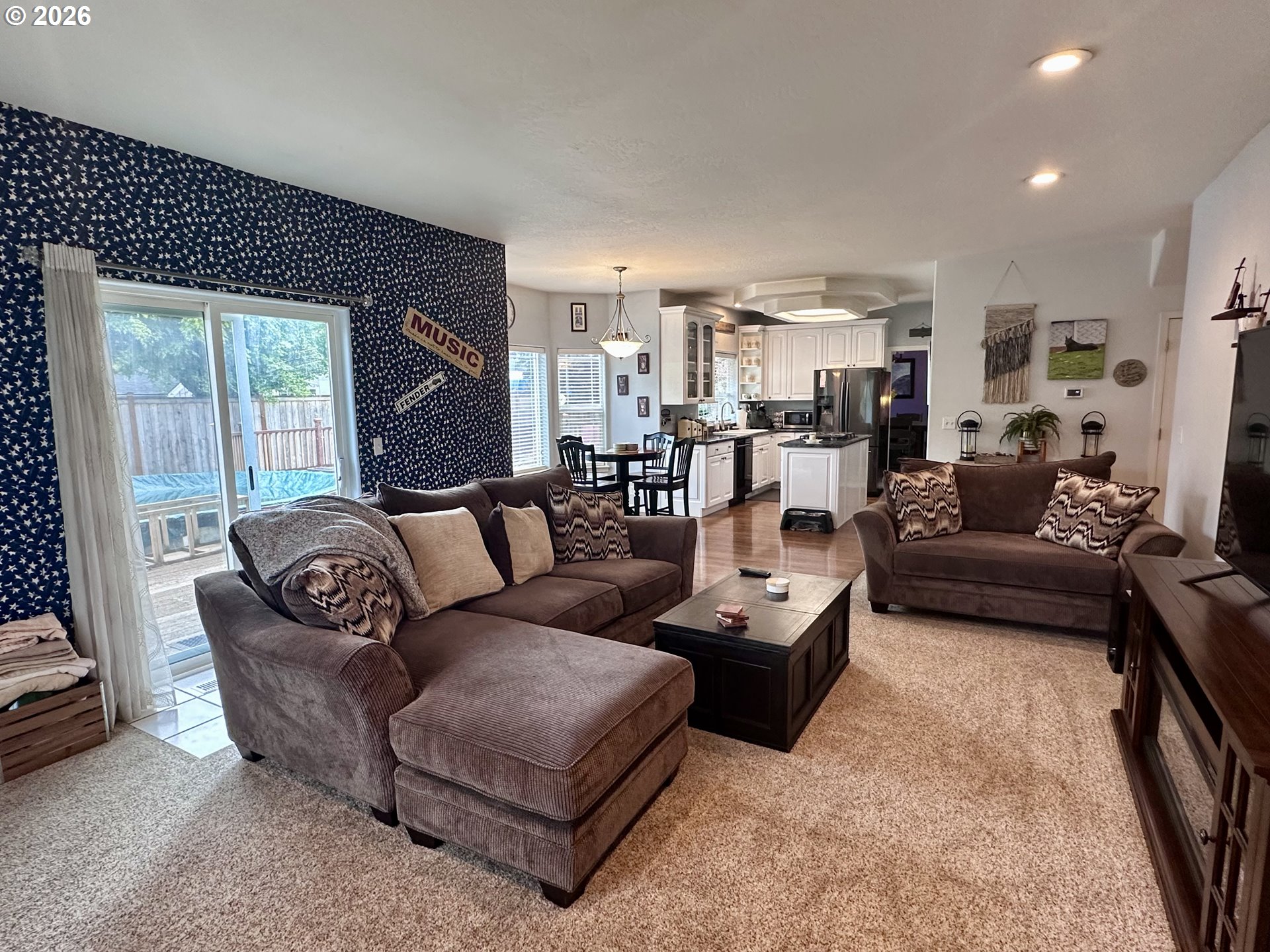 6540 E Street Springfield, OR 97478 - Photo 16 of 48 Family Room