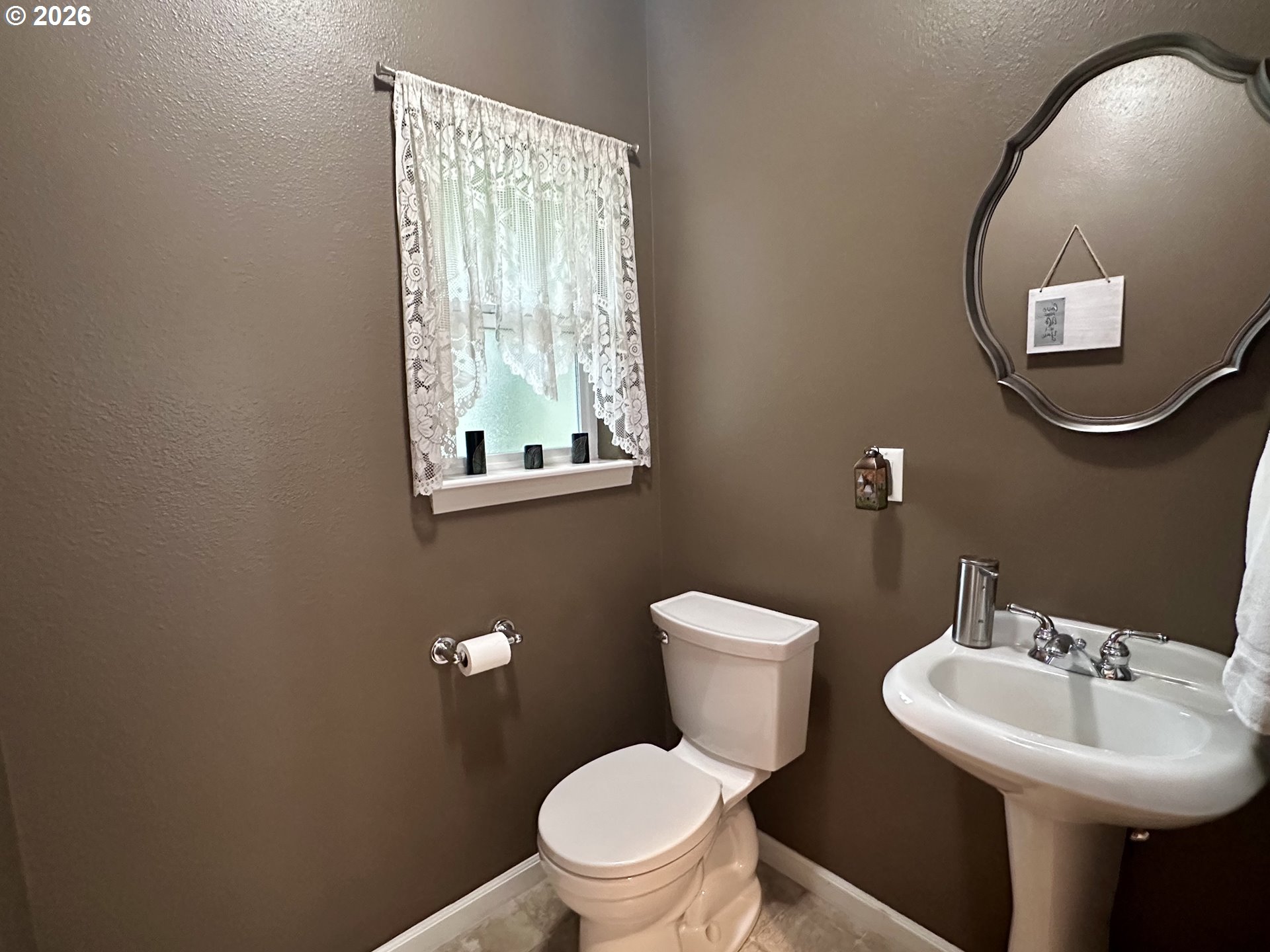 6540 E Street Springfield, OR 97478 - Photo 19 of 48 Bathroom