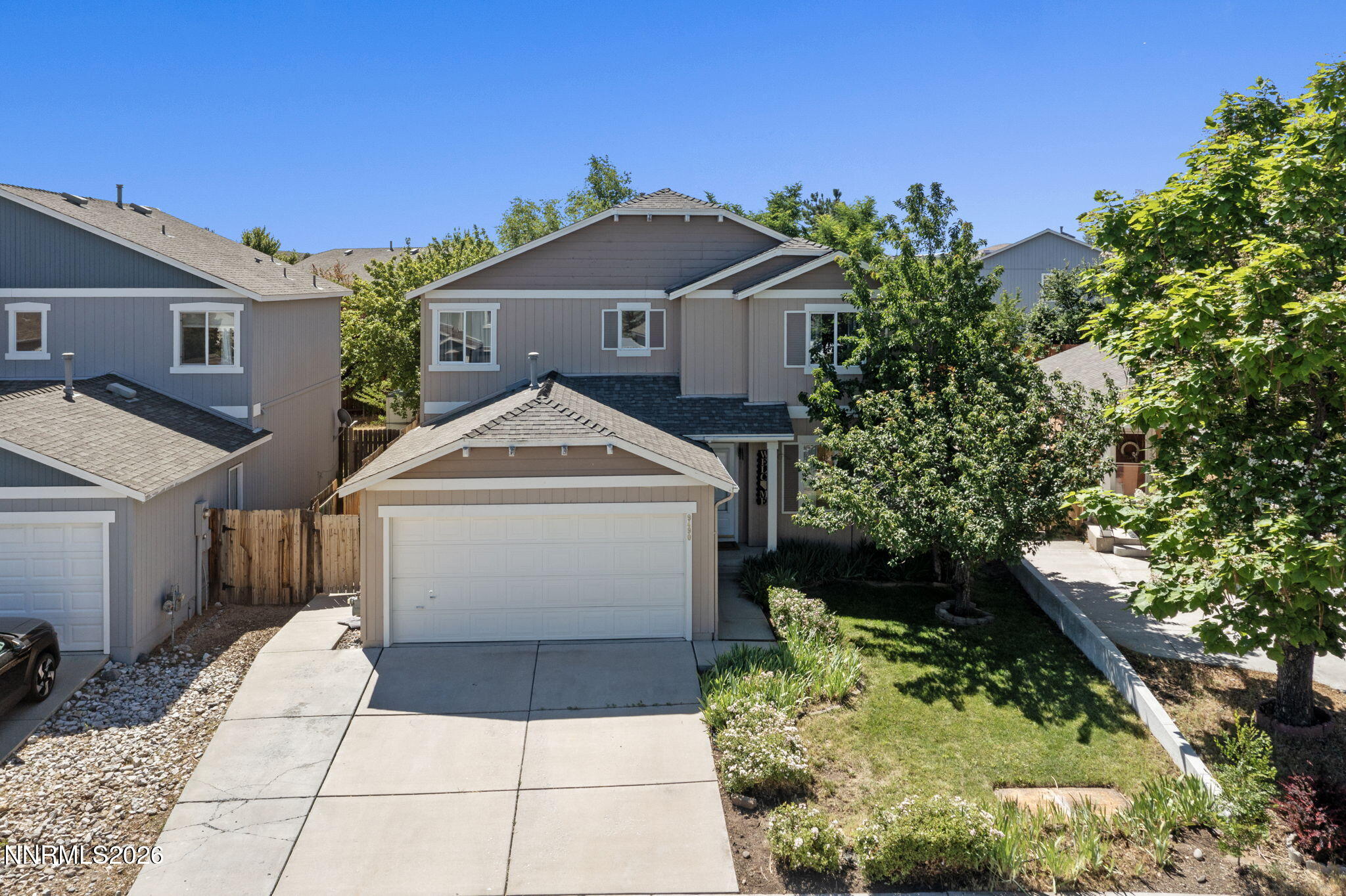 9490 Autumn Leaf Way Reno, NV 89506 - Photo 1 of 31 Front