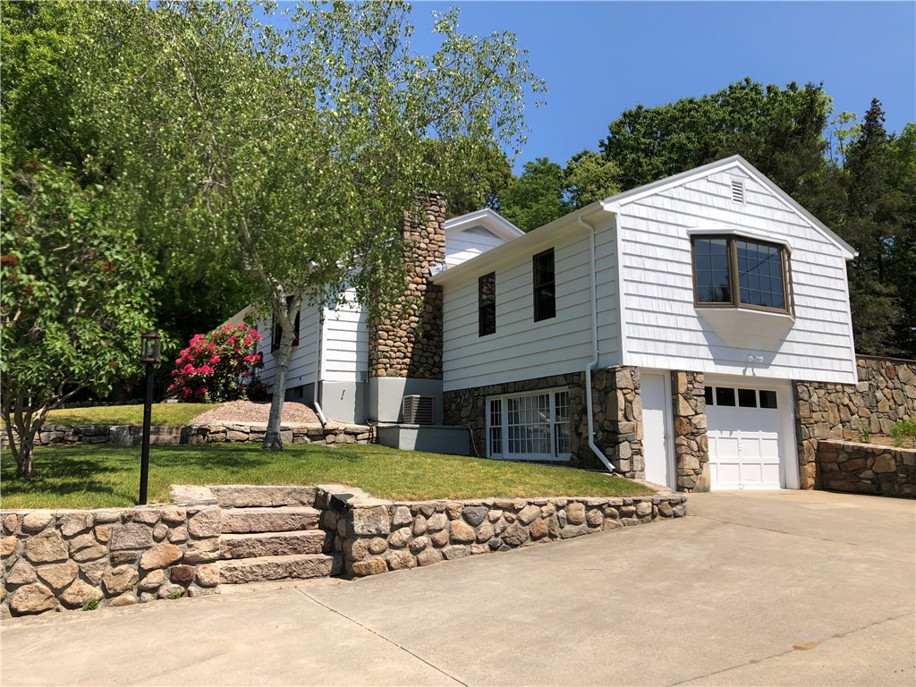 5 Myrtle Avenue Westerly, RI 02891 - Photo 2 of 34