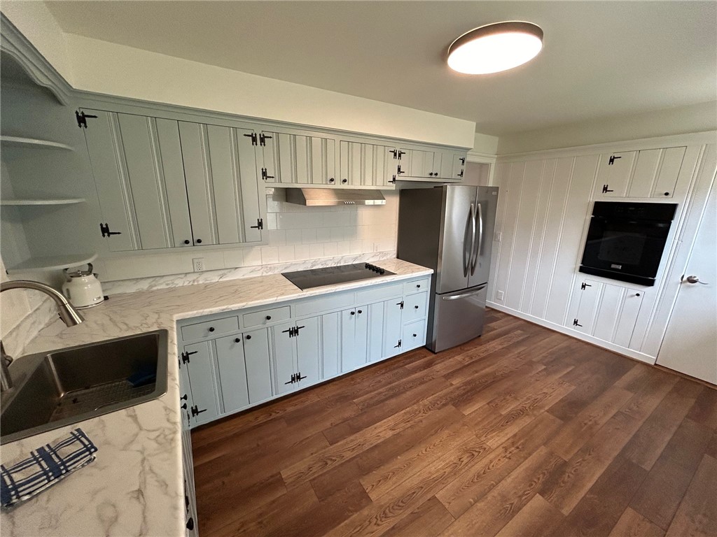 5 Myrtle Avenue Westerly, RI 02891 - Photo 5 of 34