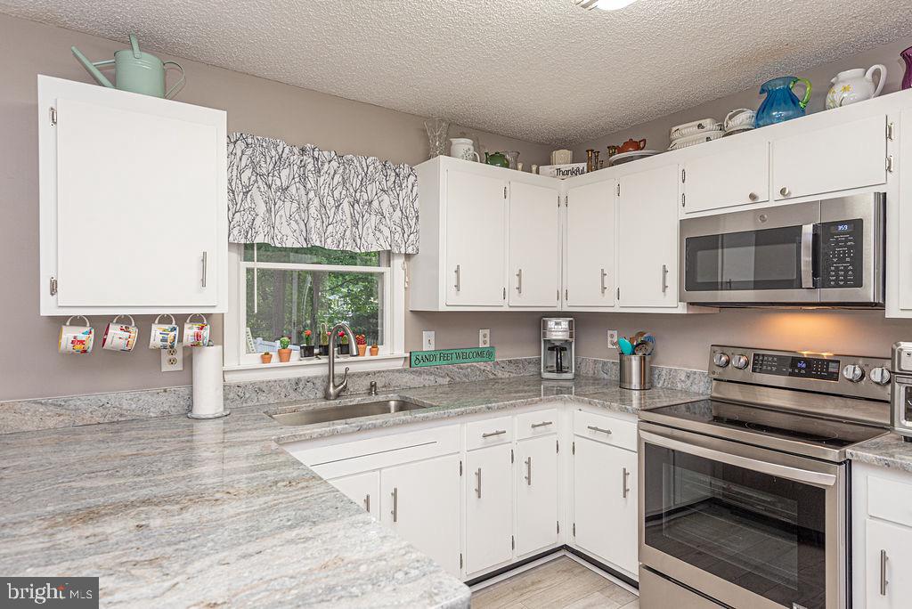 48 Moonraker Road Ocean Pines, MD 21811 - Photo 11 of 54 Window Over the Sink