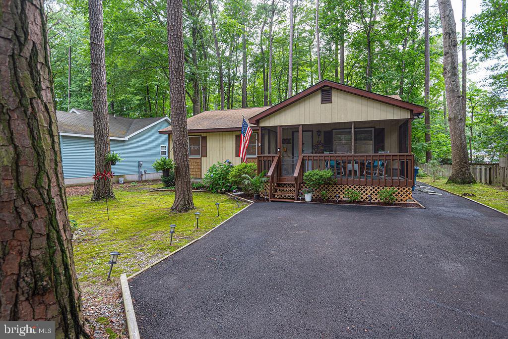 48 Moonraker Road Ocean Pines, MD 21811 - Photo 43 of 54 Paved Driveway