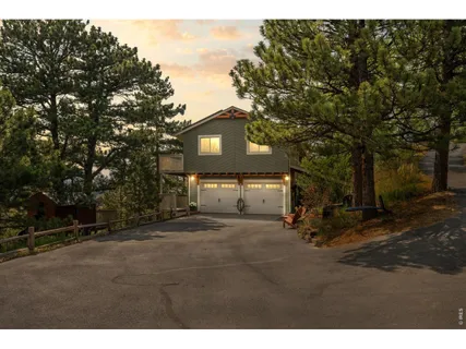 $1,500,000 | 109 Lookout Mountain Circle, Golden, CO 80401