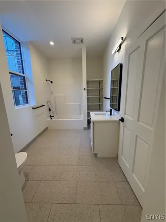 $150,420 | 1117 West Fayette Street, Unit 214, Syracuse, NY 13204