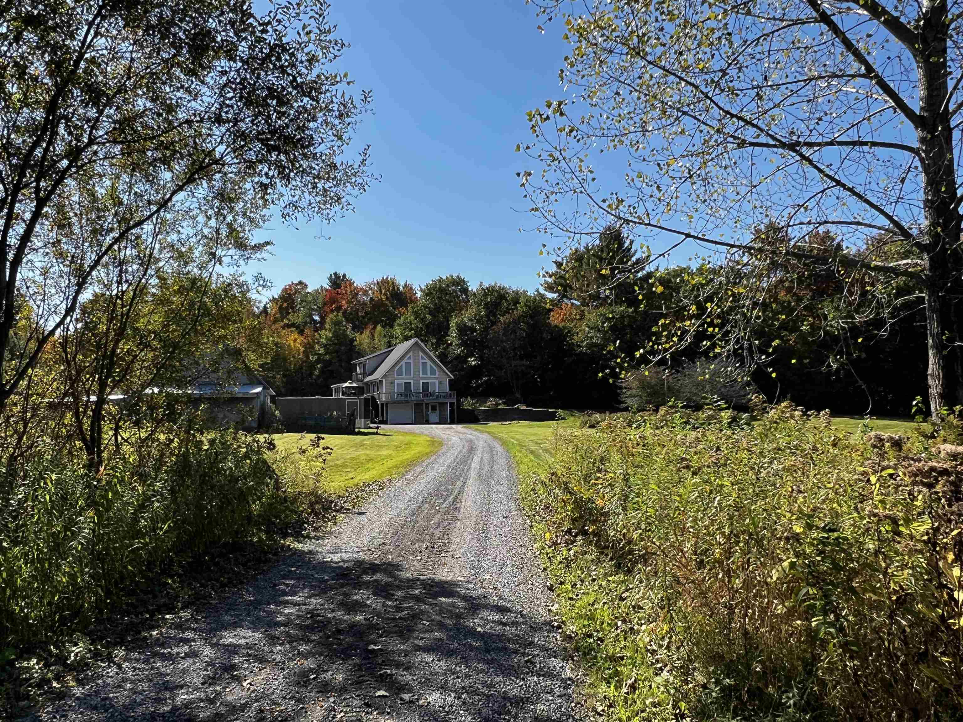 36 Abbey Road Westford, VT 05494 - Photo 2 of 40