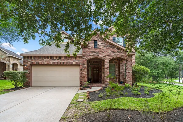 $649,900 | 35 Nagshead Place, Spring, TX 77389
