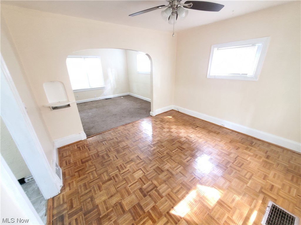 936 Nela View Road Cleveland Heights, OH 44112 - Photo 7 of 19 Gallery Image 7