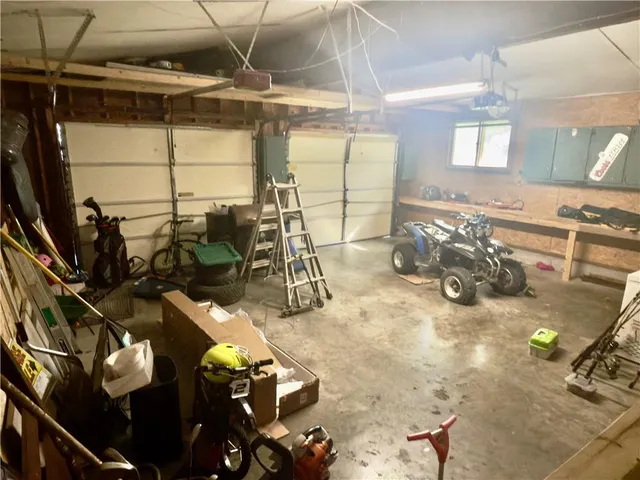 $222,500 | 124 Hillcrest Drive, Nevada, MO 64772