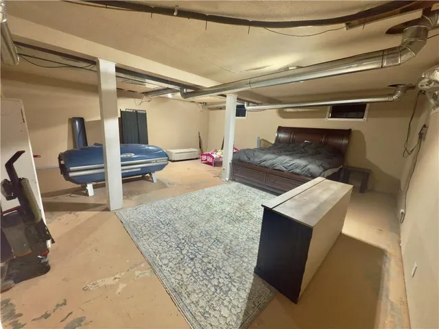 $222,500 | 124 Hillcrest Drive, Nevada, MO 64772