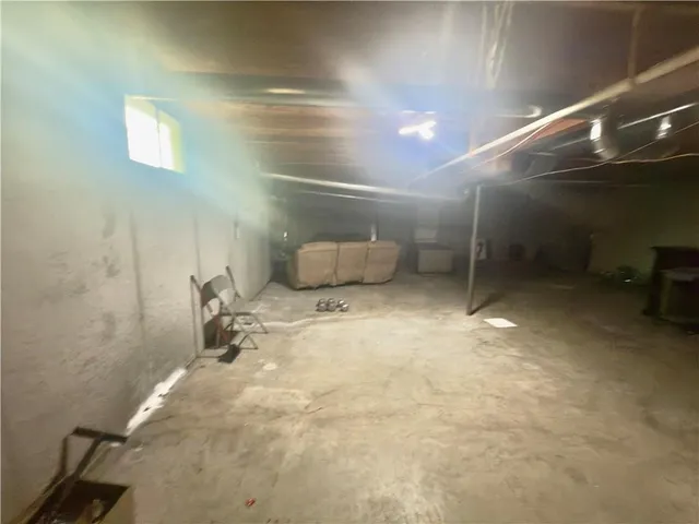 $222,500 | 124 Hillcrest Drive, Nevada, MO 64772