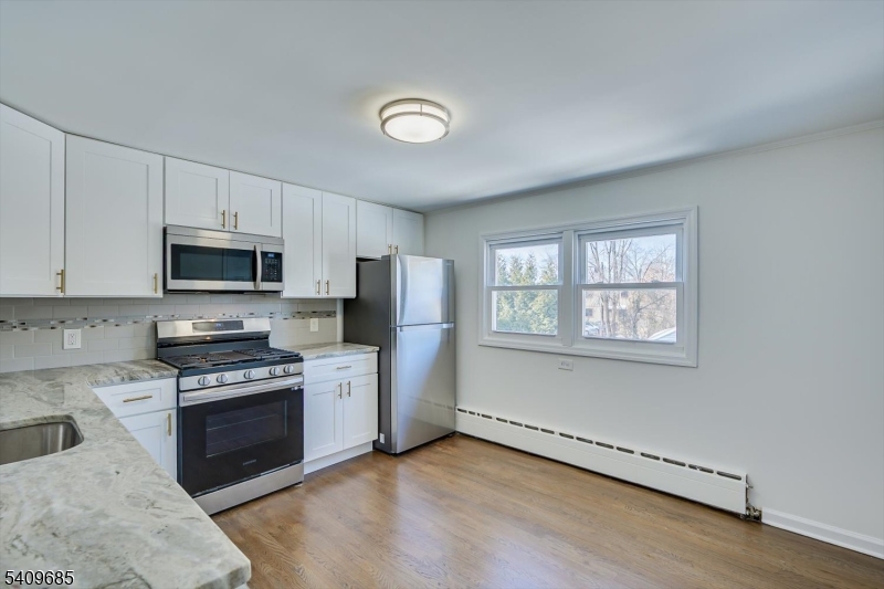 432 Rosetta Place Union, NJ 07083 - Photo 6 of 20