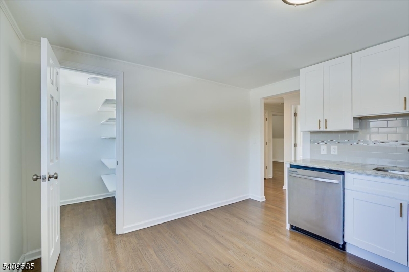 432 Rosetta Place Union, NJ 07083 - Photo 8 of 20