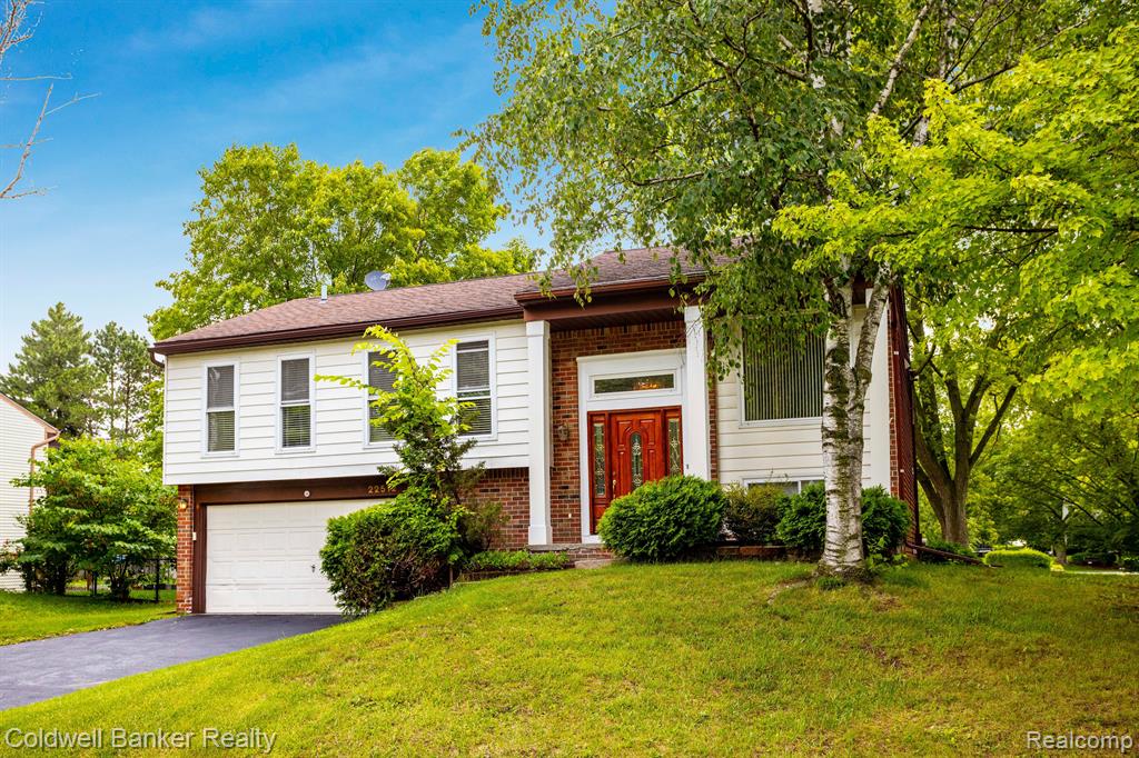 22512 Sheridan Road Novi, MI 48375 - Photo 29 of 37