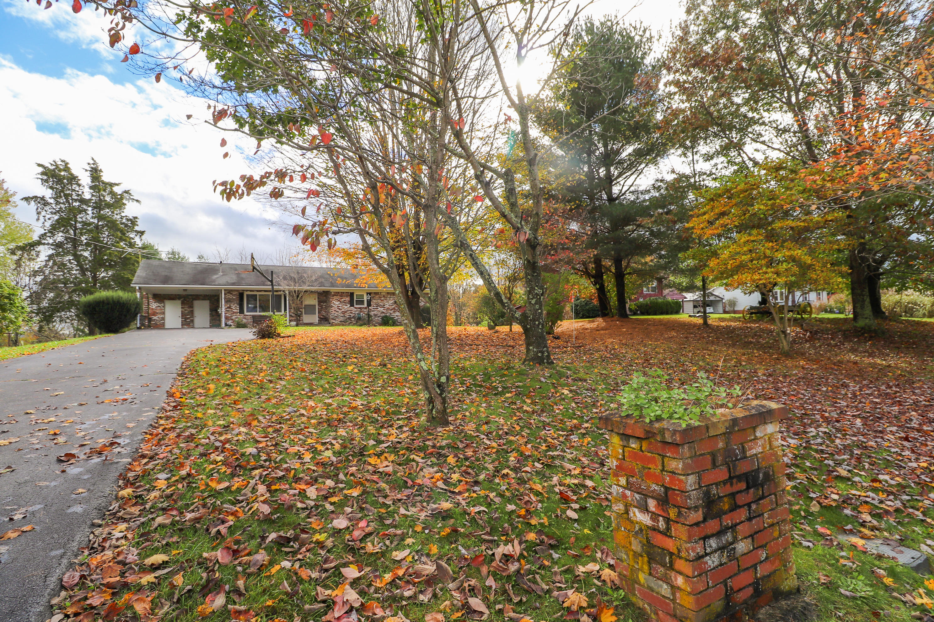4016 Bains Chapel Road Radford, VA 24141 - Photo 23 of 23 IMG_7477