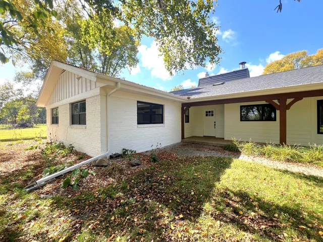 $897,000 | 3120 15th Street Southwest, Willmar, MN 56201