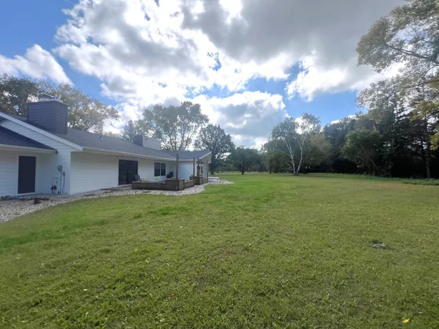 $897,000 | 3120 15th Street Southwest, Willmar, MN 56201