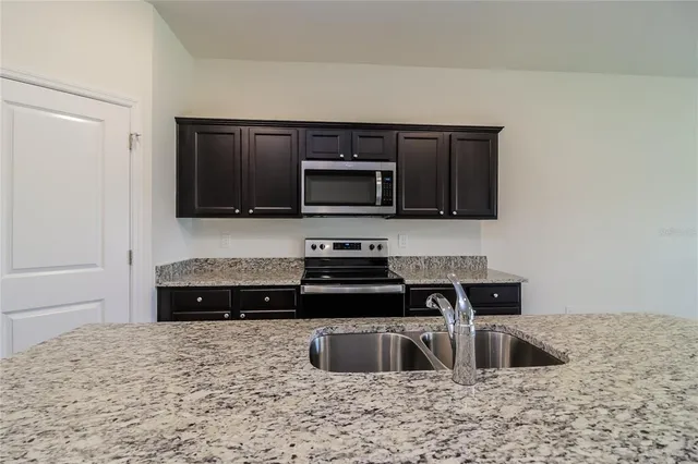 $2,170 | 3022 Neverland Drive, New Smyrna Beach, FL 32168