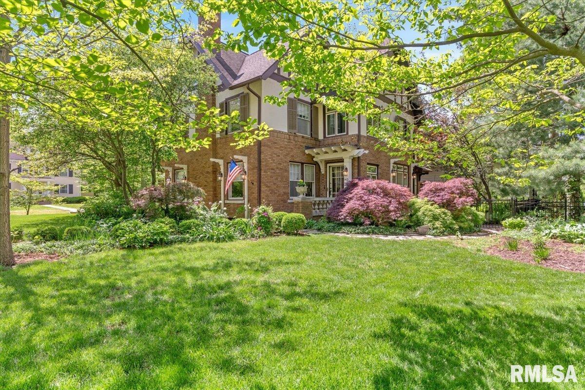 1421 South Wiggins Avenue Springfield, IL 62704 - Photo 2 of 51