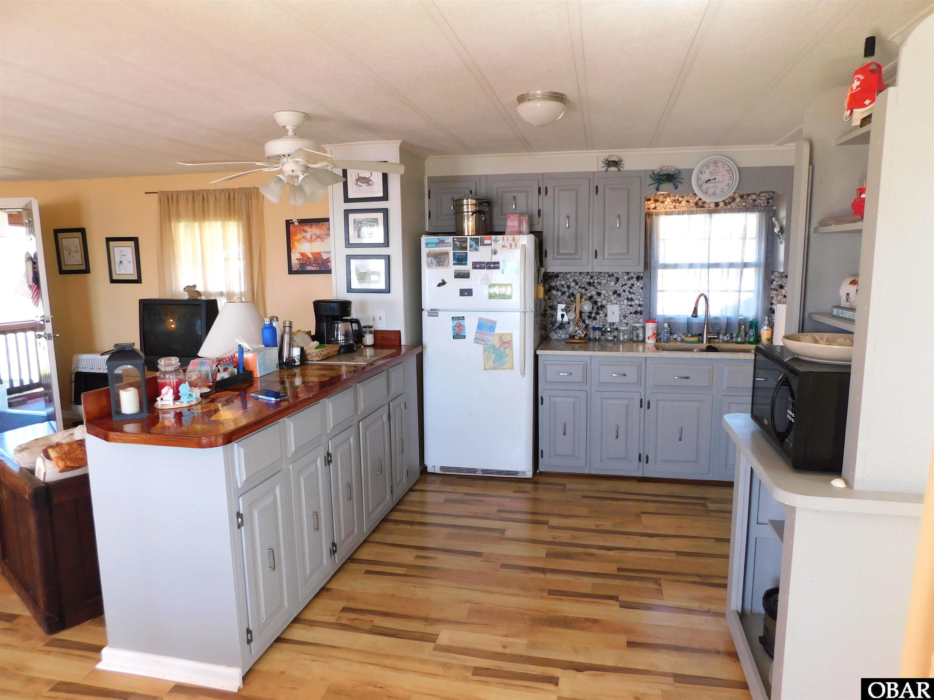 123 Bayview Drive Stumpy Point, NC 27978 - Photo 10 of 46 Open Kitchen