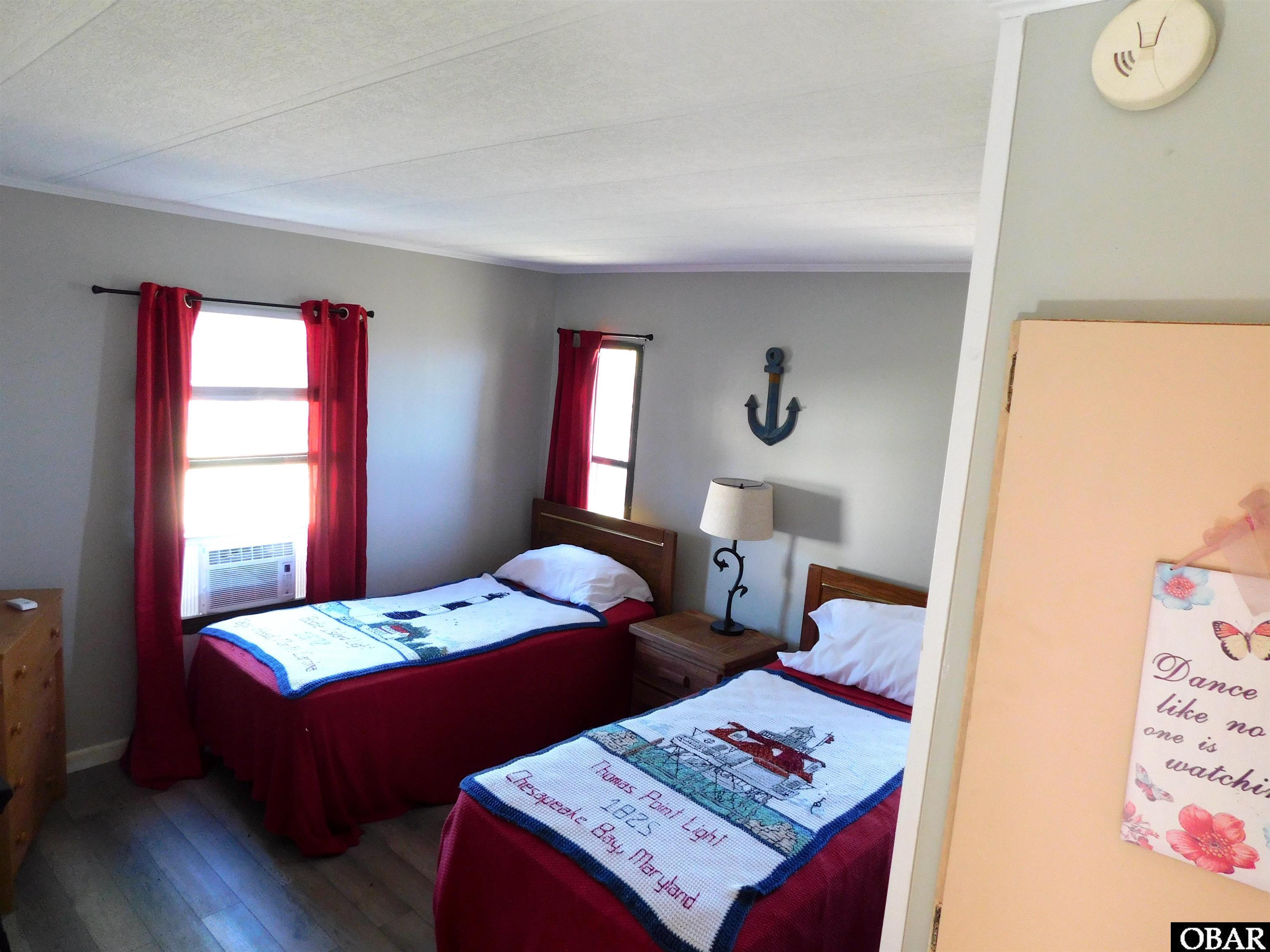 123 Bayview Drive Stumpy Point, NC 27978 - Photo 22 of 46 Bedroom #3