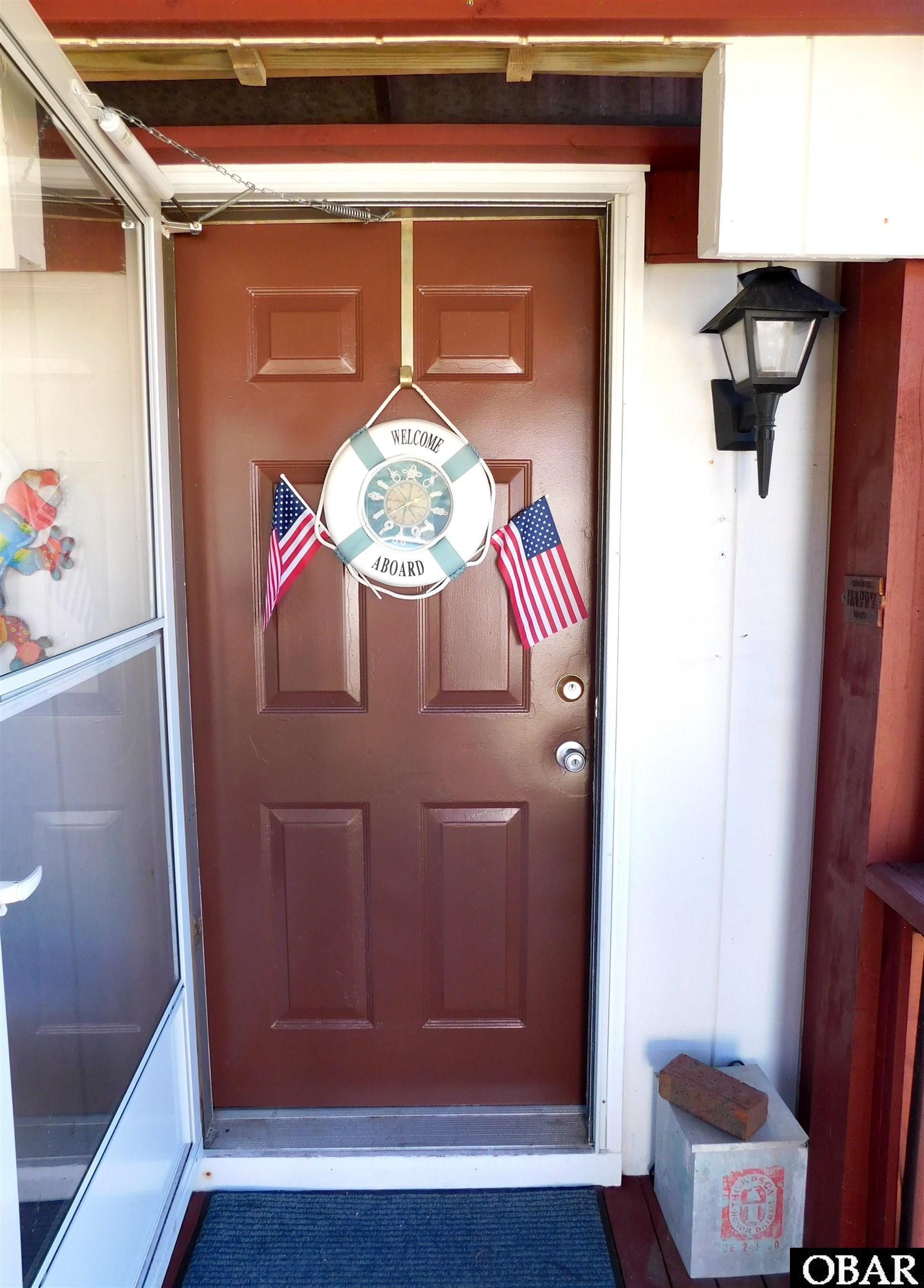 123 Bayview Drive Stumpy Point, NC 27978 - Photo 5 of 46 Front Entry