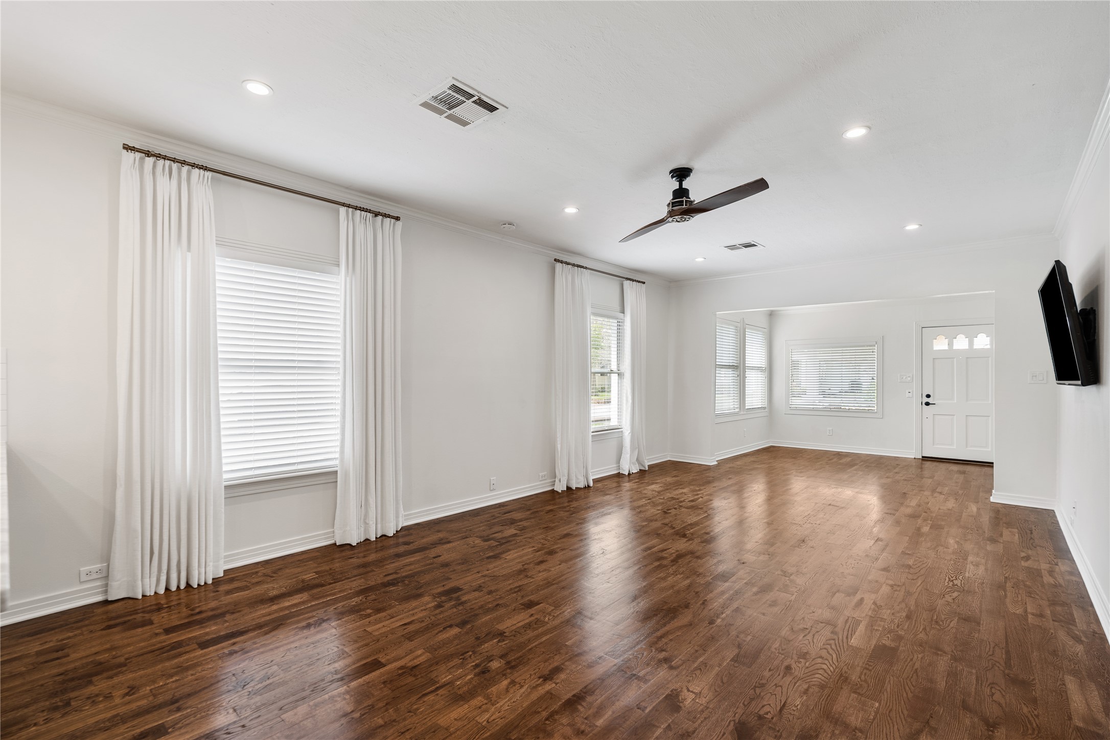 616 Teetshorn Street Houston, TX 77009 - Photo 16 of 50