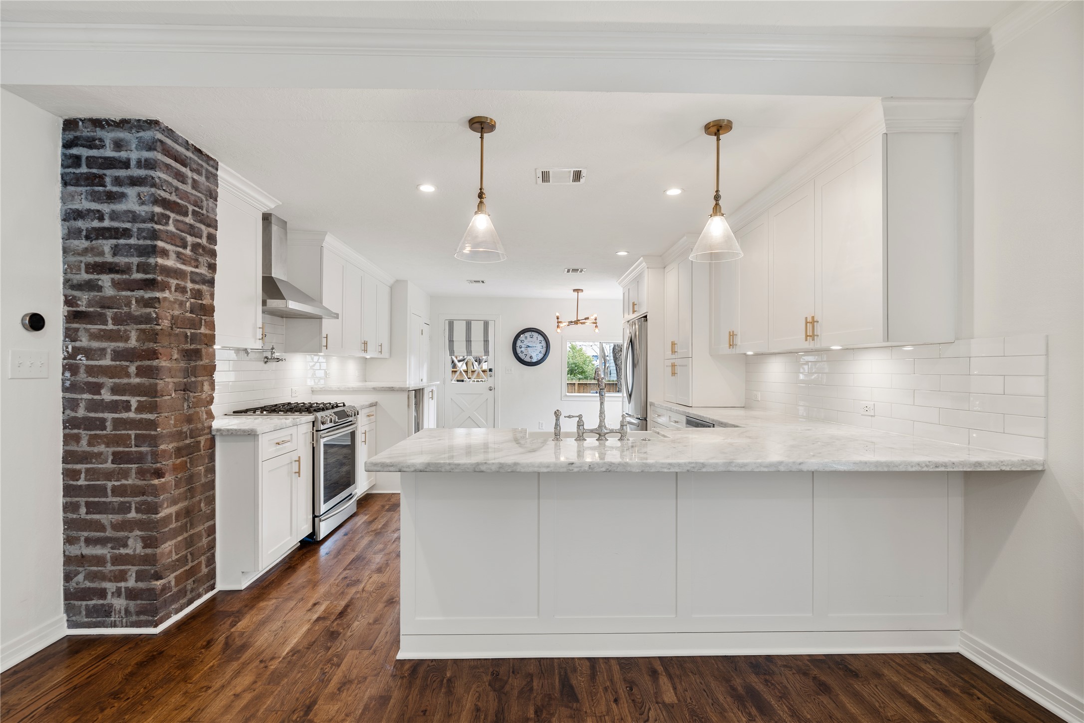 616 Teetshorn Street Houston, TX 77009 - Photo 7 of 50