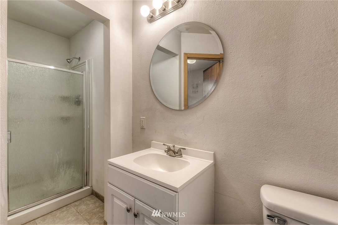 1124 Maple Street Everett, WA 98201 - Photo 9 of 17 Gallery Image 9