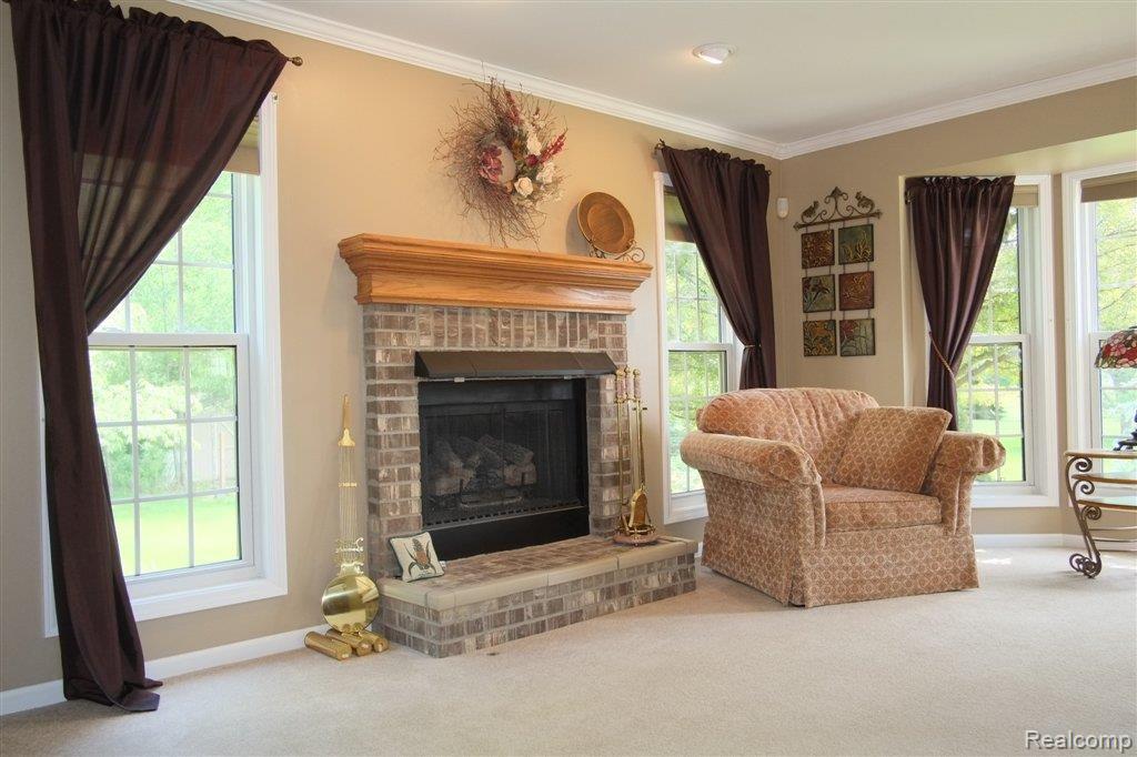 1802 North Hacker Road Howell, MI 48843 - Photo 2 of 25 DSCF1142.JPG