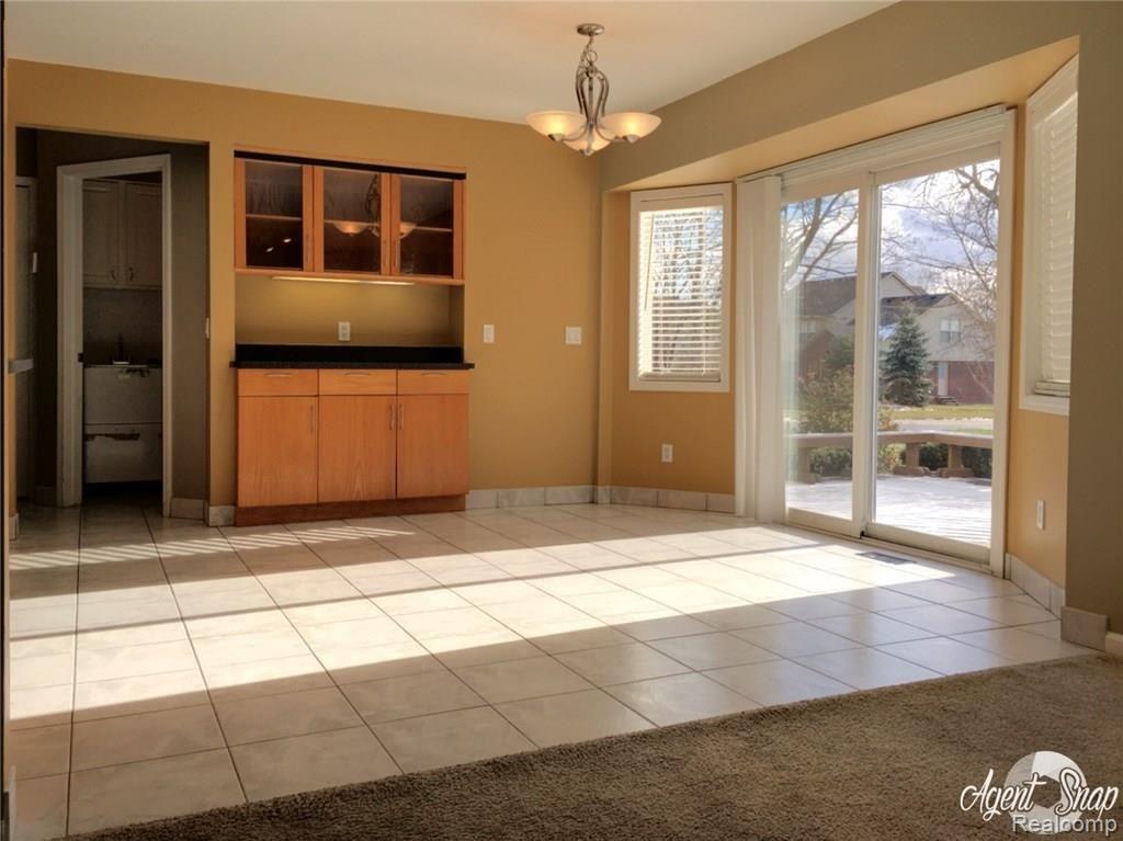 2565 Brilliance Rochester Hills, MI 48309 - Photo 12 of 63