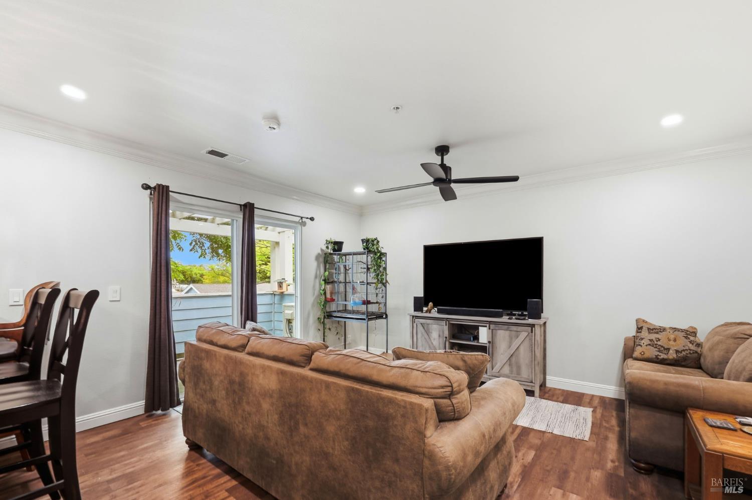 225 Burt Street, Unit 9 Santa Rosa, CA 95404 - Photo 6 of 32