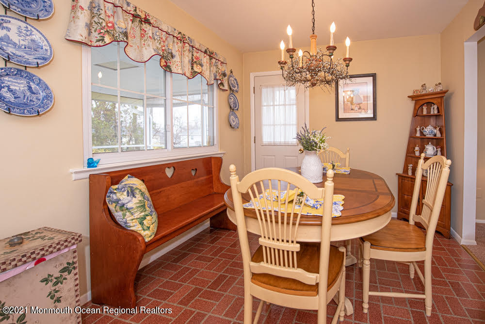 973 Hyson Road Jackson, NJ 08527 - Photo 7 of 38 Dining Room
