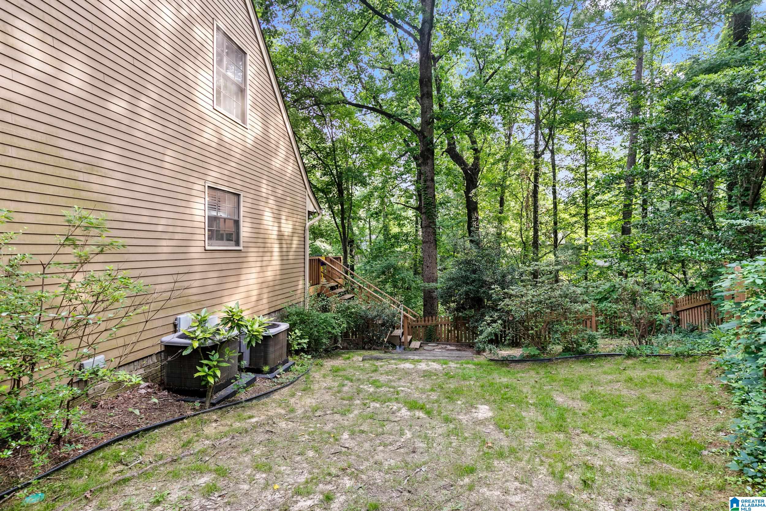 2013 Crossvine Road Birmingham, AL 35244 - Photo 32 of 41