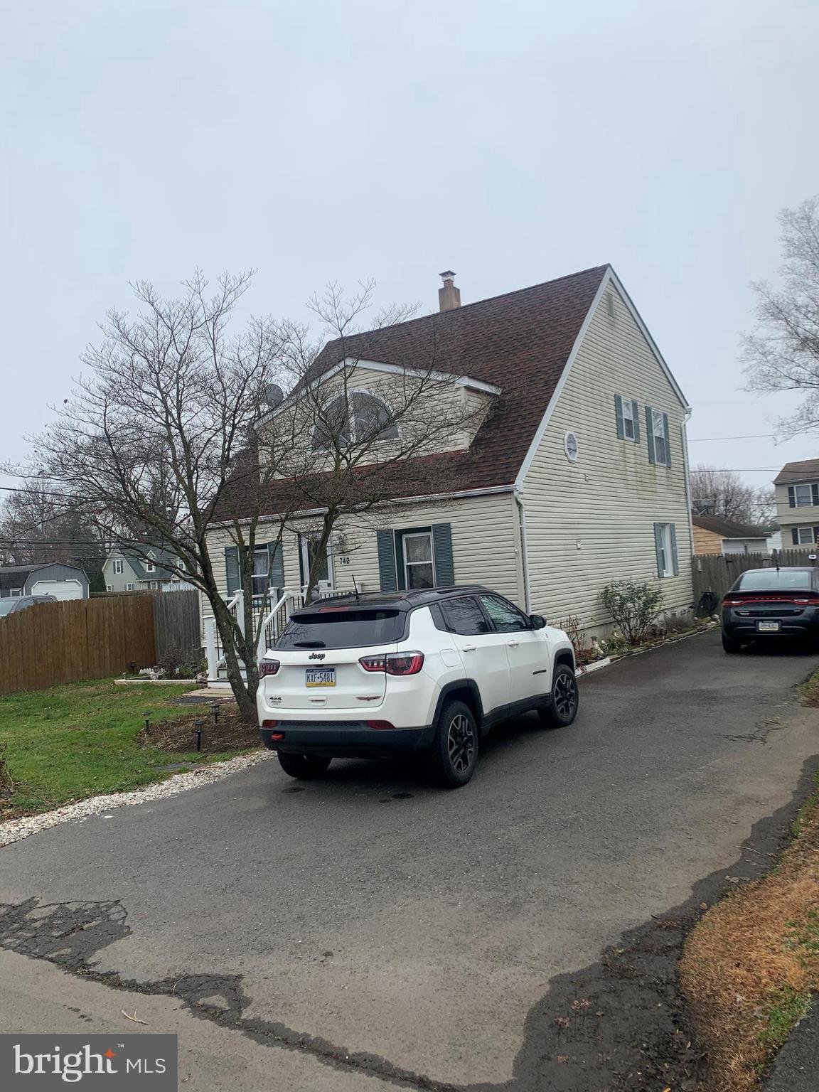 742 Keystone Street Croydon, PA 19021 - Photo 3 of 31 Gallery Image 3
