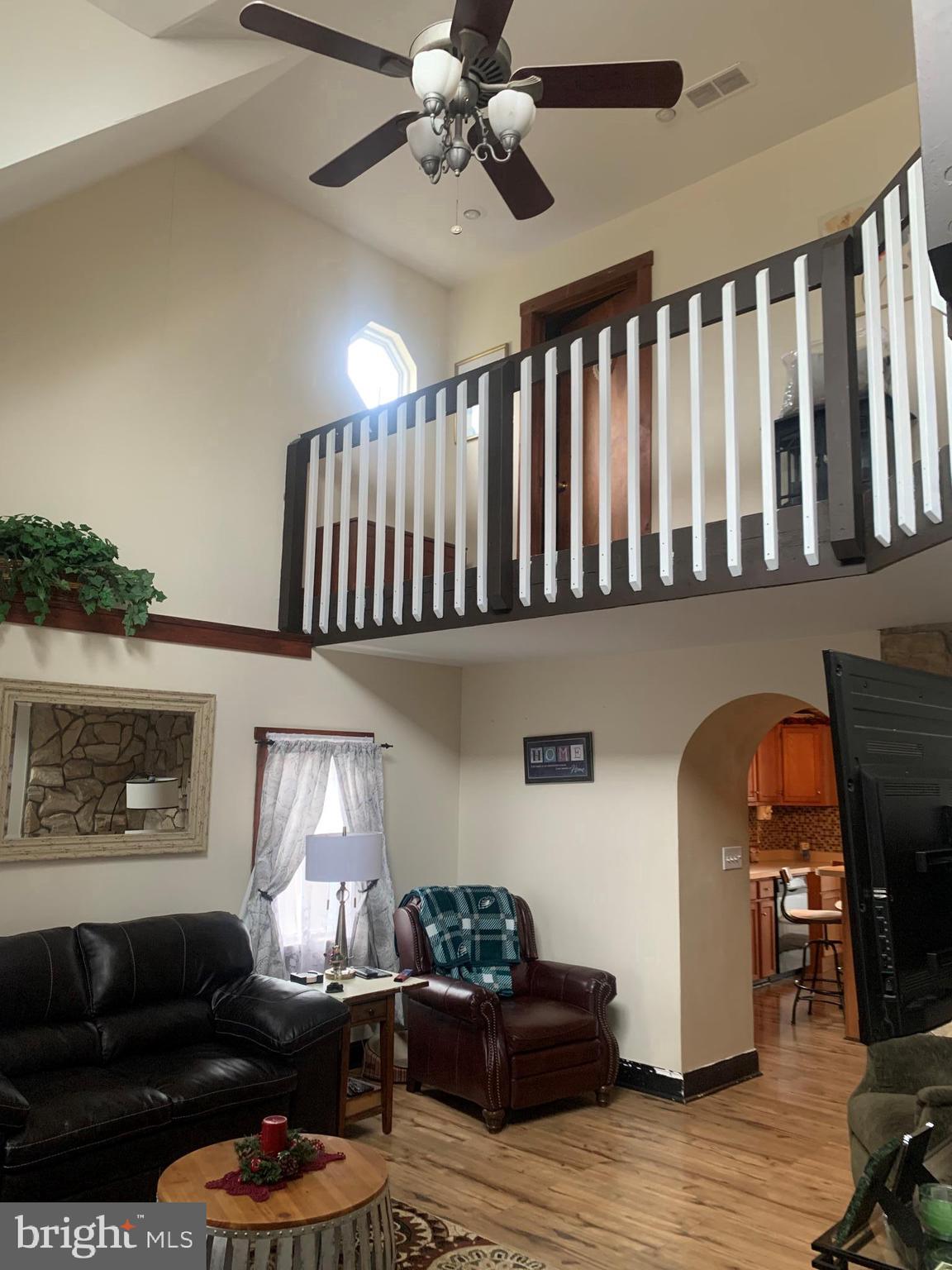 742 Keystone Street Croydon, PA 19021 - Photo 6 of 31 Gallery Image 6