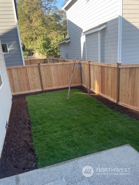 2802 Laurel (lot 4) Loop Milton, WA 98354 - Photo 6 of 18 a backyard of a house