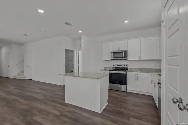 $339,900 | 8239 Brandy Branch, San Antonio, TX 78252