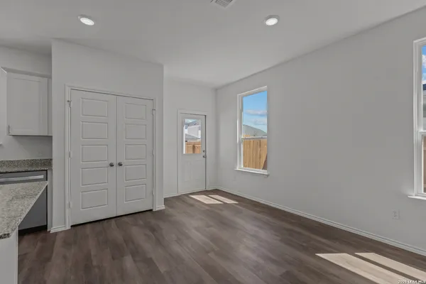 $339,900 | 8239 Brandy Branch, San Antonio, TX 78252