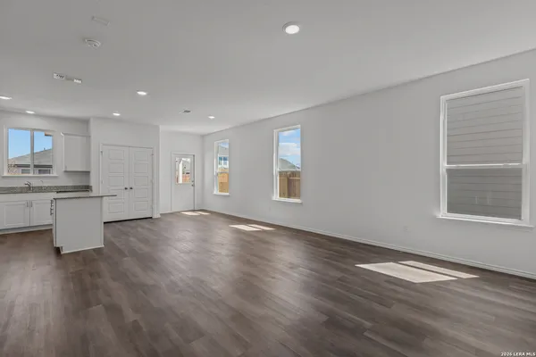 $339,900 | 8239 Brandy Branch, San Antonio, TX 78252