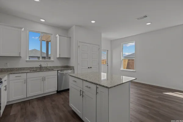 $339,900 | 8239 Brandy Branch, San Antonio, TX 78252