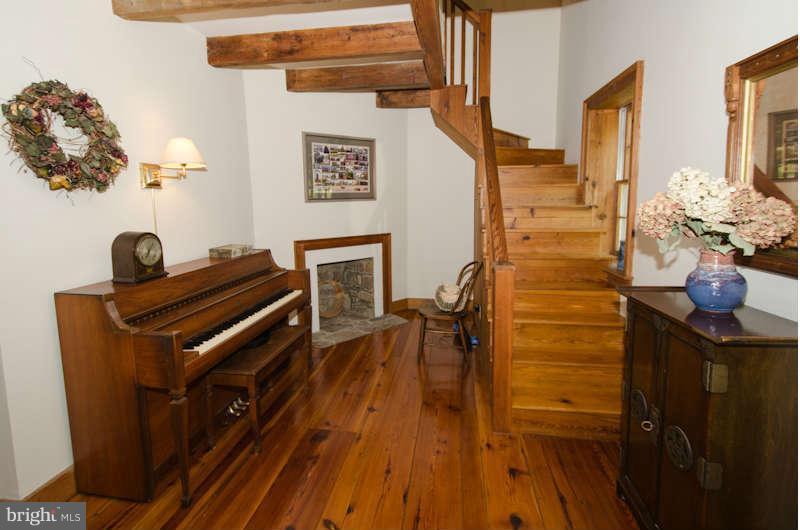 32580 Mt Weather Road Bluemont, VA 20135 - Photo 5 of 29 a view of an entryway with wooden floor