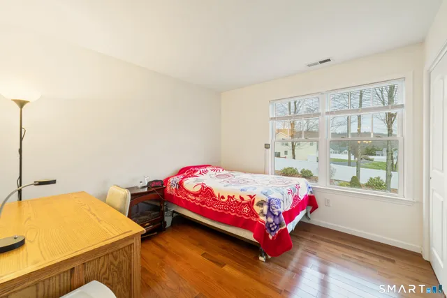 $679,900 | 12 Red Oak Lane, Seymour, CT 06483