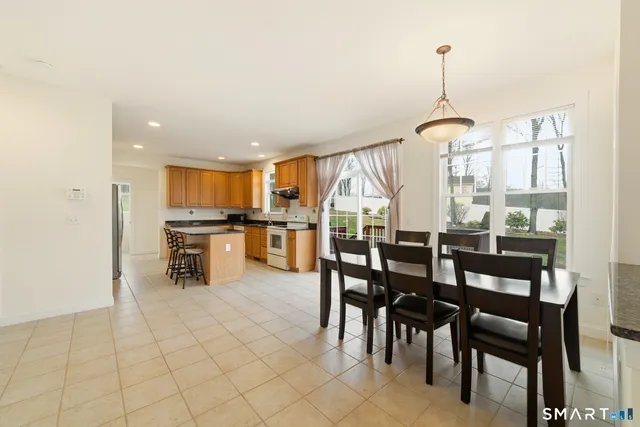 $679,900 | 12 Red Oak Lane, Seymour, CT 06483