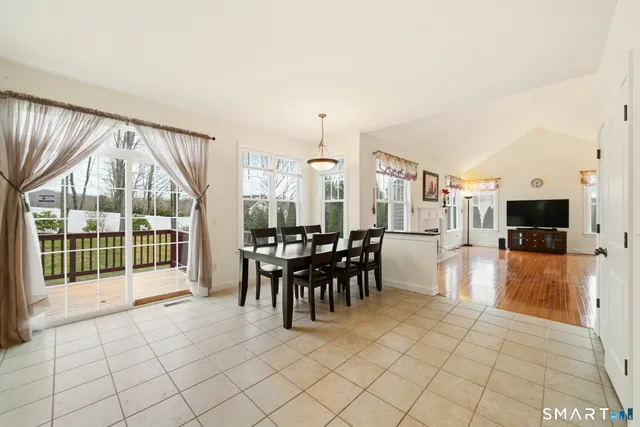 $679,900 | 12 Red Oak Lane, Seymour, CT 06483