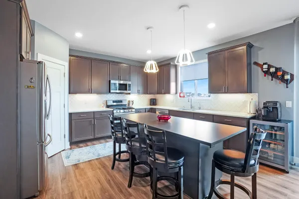 $749,900 | 1390 Foxwood Pass, Oconomowoc, WI 53066